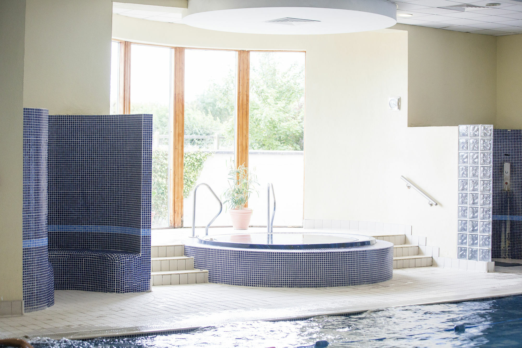 Springhill Court Hotel & Leisure Club Килкенни Экстерьер фото